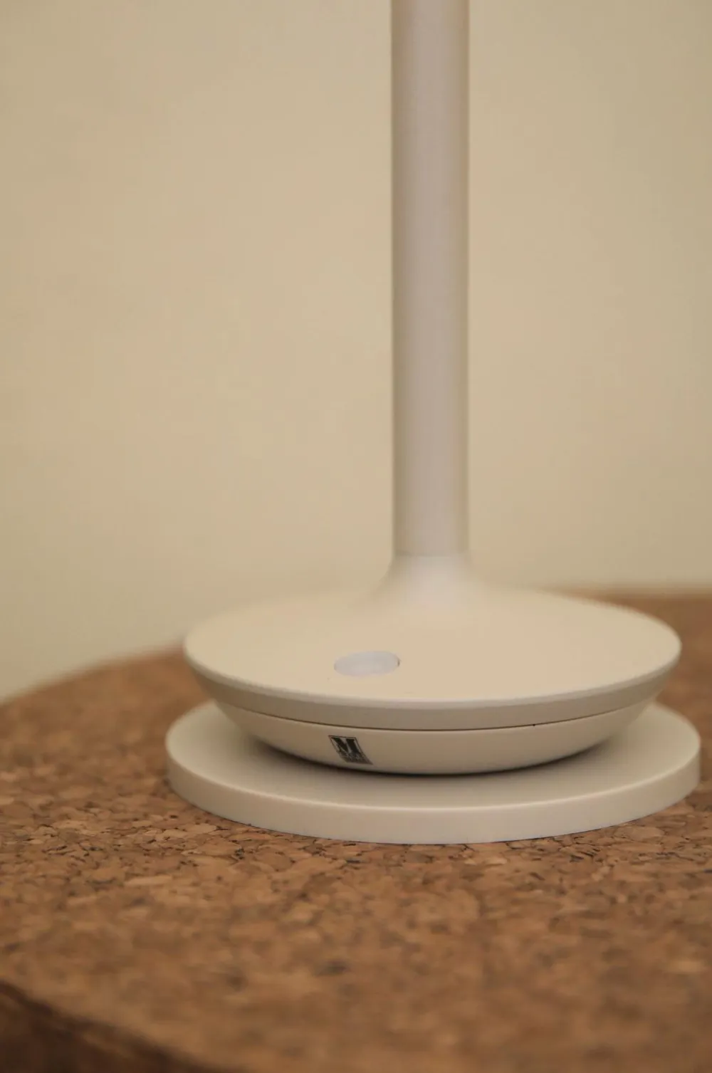 Markslöjd Udendørsbelysning|Genopladelige Lamper>Genopladelig bordlampe Petit B/O Greige
