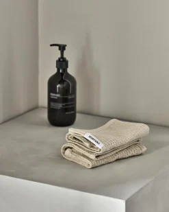 Meraki Giftbox Shadow Lake Kitchen Essentials 490 Ml White