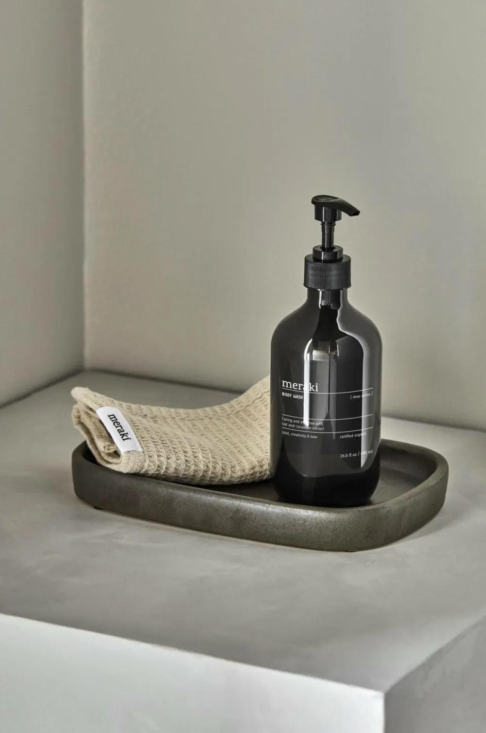 Meraki Badeværelsestilbehør>Tray Datura Dark Grey
