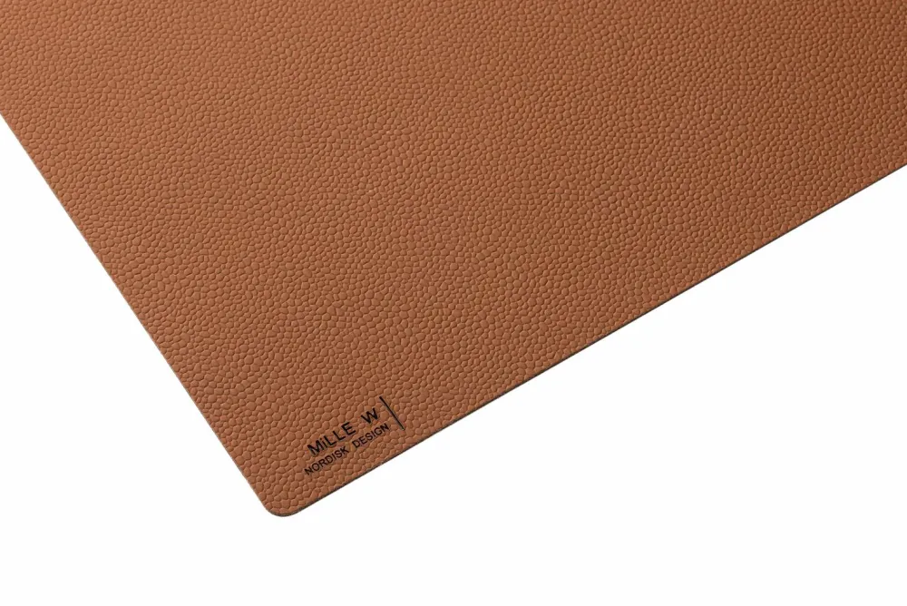 MiLLE W NORDISK DESIGN Skrivebordsunderlag 60x40cm Cognac Outlet