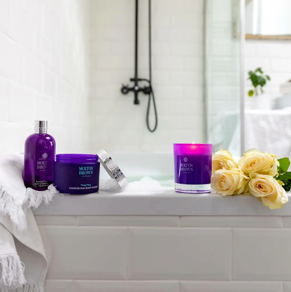Molton Brown Kropspleje>Relaxing Ylang-Ylang Bath & Shower Gel 300 Ml