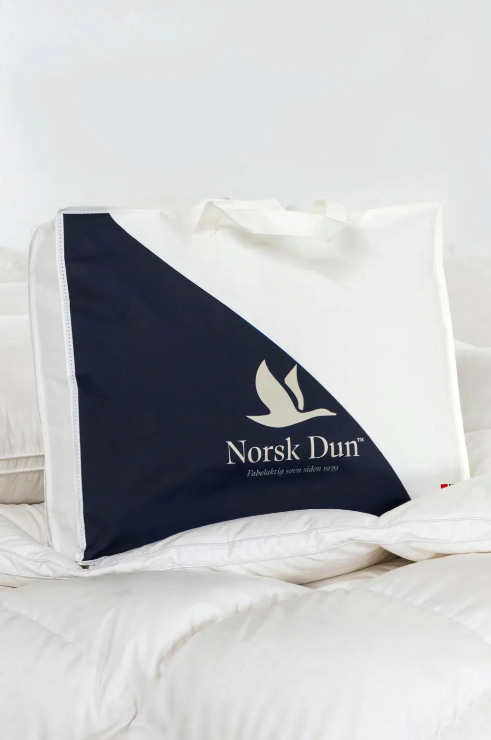 Norsk Dun Pude 90 % andedun Medium Hvid Discount