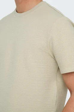 ONLY & SONS T-Shirts & Tanktoppe><noscript><img width=