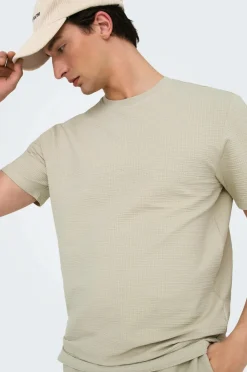 ONLY & SONS T-Shirts & Tanktoppe><noscript><img width=