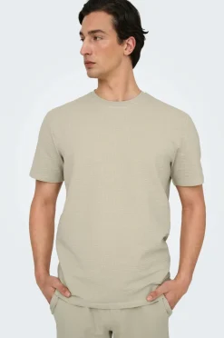 ONLY & SONS T-Shirts & Tanktoppe><noscript><img width=