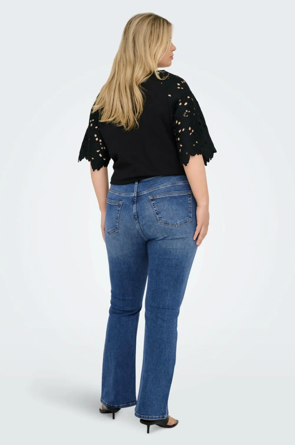 Only Carmakoma Jeans>Jeans carWilly HW Flared Rhinestone Medium blue denim