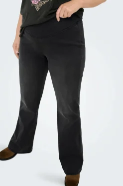 Only Carmakoma Jeans><noscript><img width=
