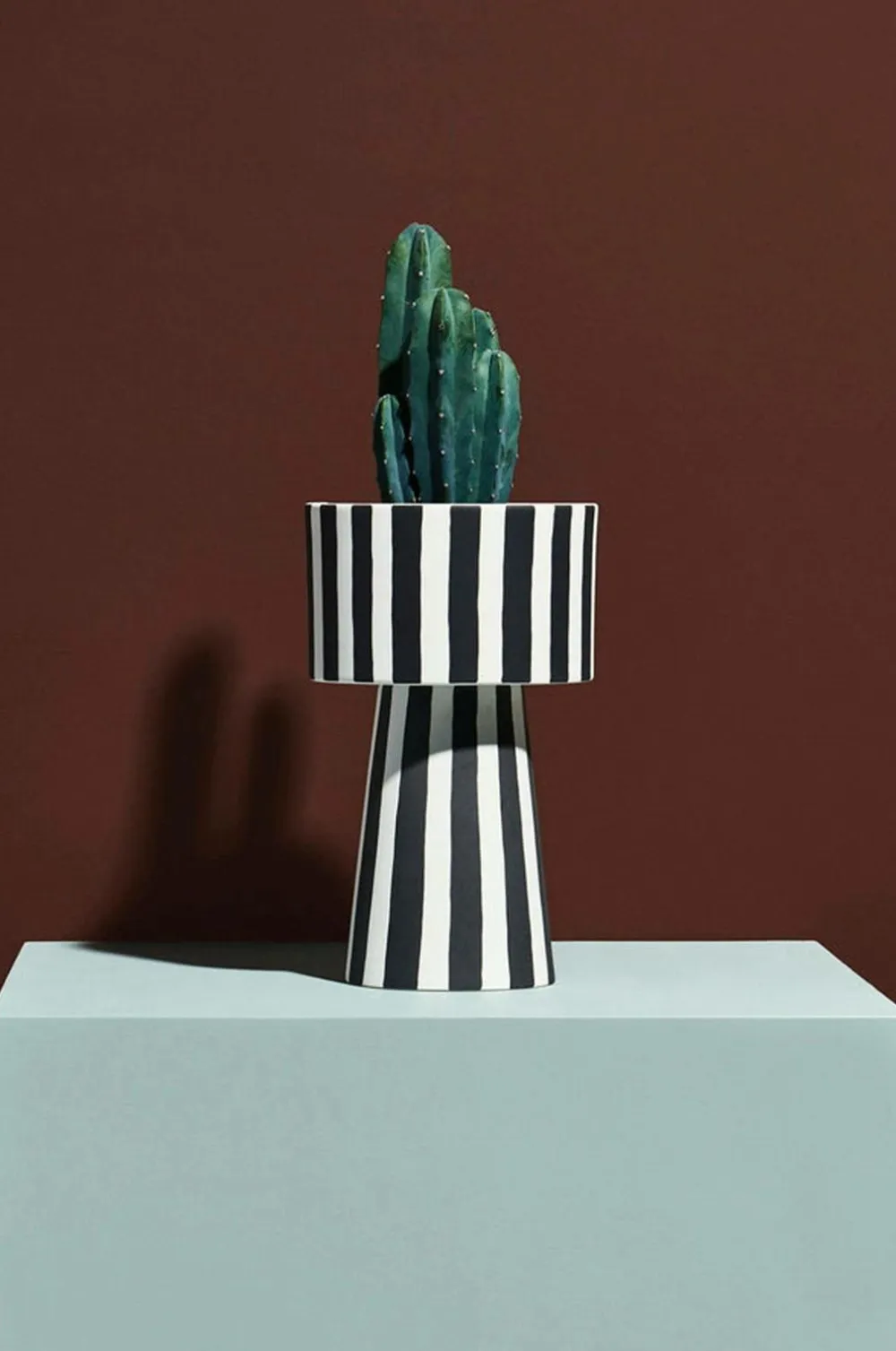 OYOY Living Design Potteskjulere>Urtepotte Living højde 24 cm hvid