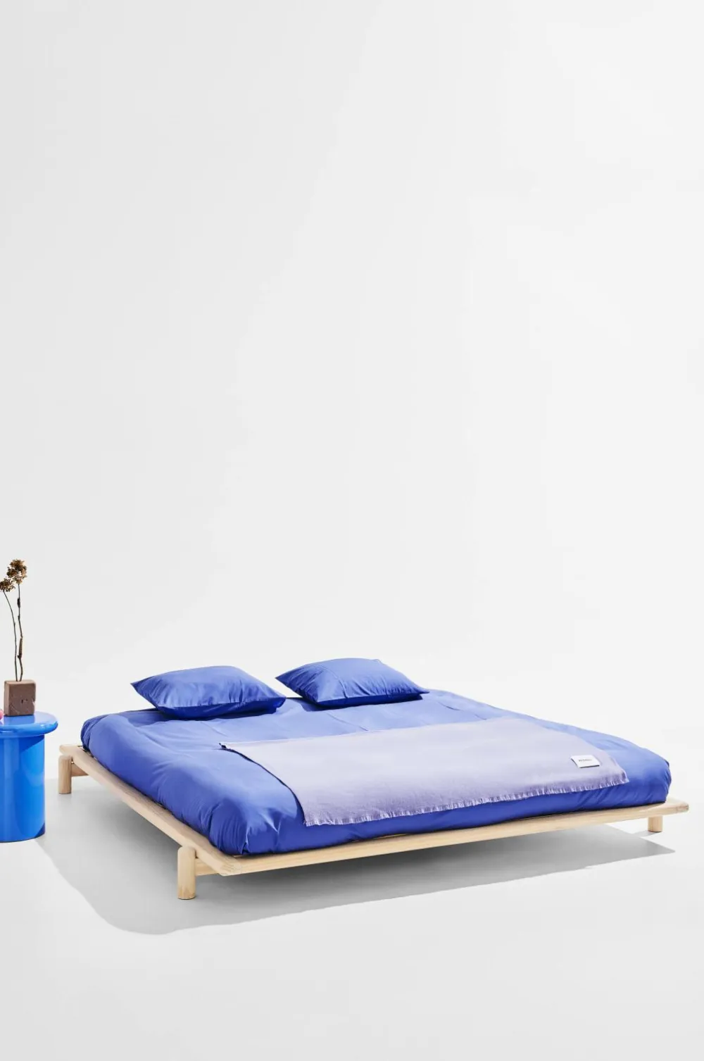 Pastill Julie sengeramme i fyrretræ 180 cm Hvidpigmenteret New