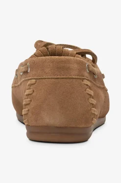 Pavement Loafers><noscript><img width=