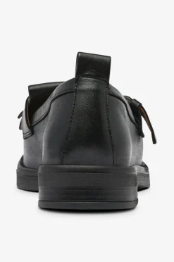 Pavement Loafers><noscript><img width=