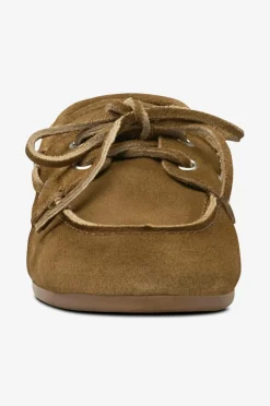 Pavement Loafers><noscript><img width=