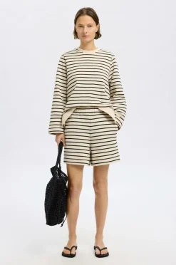 Selected FEMME Shorts><noscript><img width=