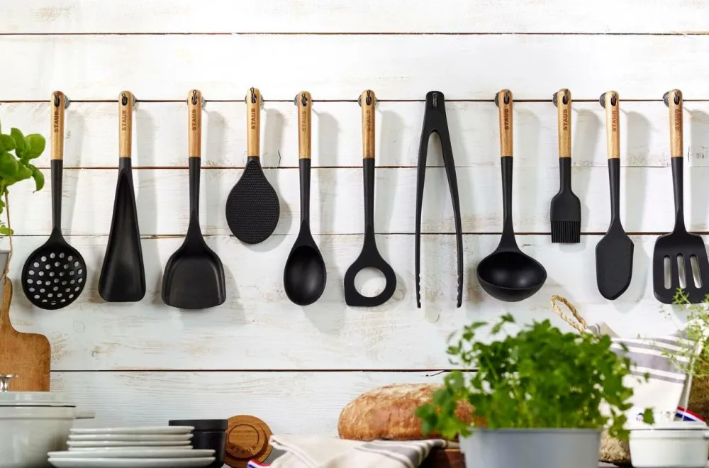 Staub Degskraber 30 cm silikone Black Sale