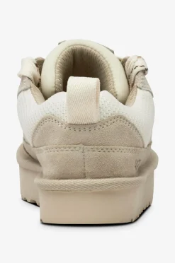 UGG Sneakers><noscript><img width=