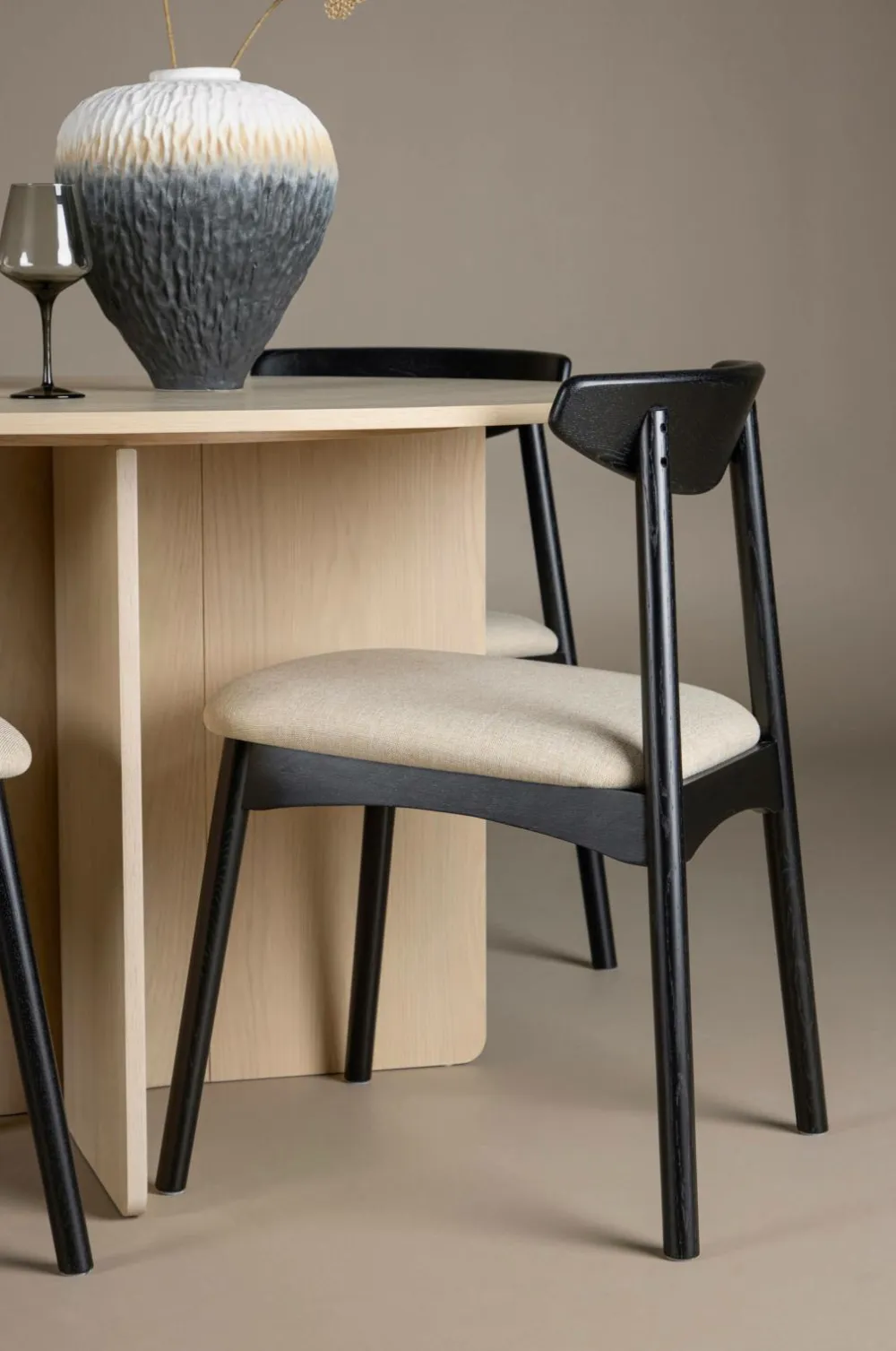 Venture Home Bord Tyresö med stol Ven Sort Hot