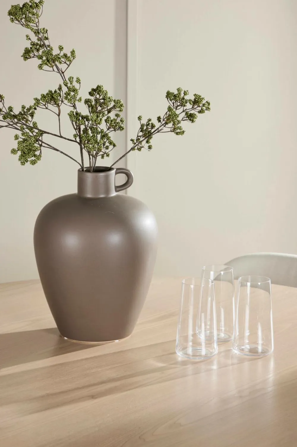 Venture Home Spisebord Flora med Lilja-stol Beige New