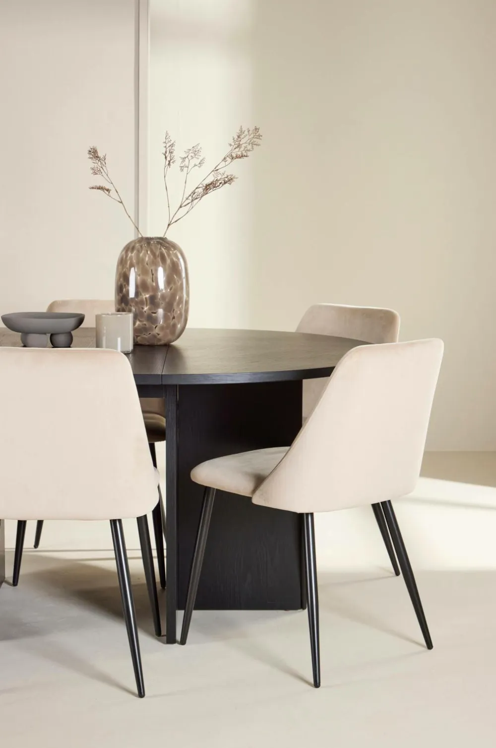 Venture Home Spisegrupper>Spisebord Strada med stol Night Beige