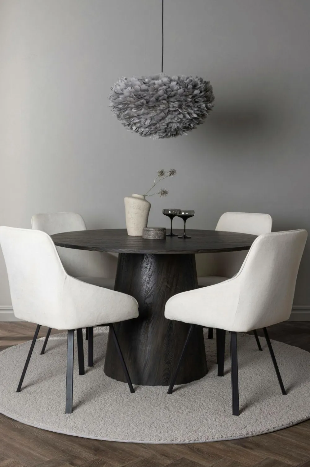 Venture Home Spisegrupper>Spisegruppe Lanzo med 4 stole Rosie Black, Beige