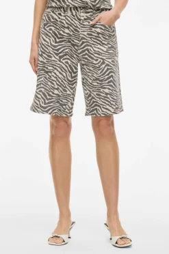 Vila Denimshorts viChia HW Long Denim Shorts Birch Hot