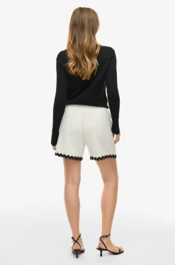 Vila Shorts><noscript><img width=