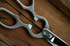 ZWILLING Husholdningsartikler>Universalsaks FRIODUR®stål 20 cm Nikkelpletteret messing